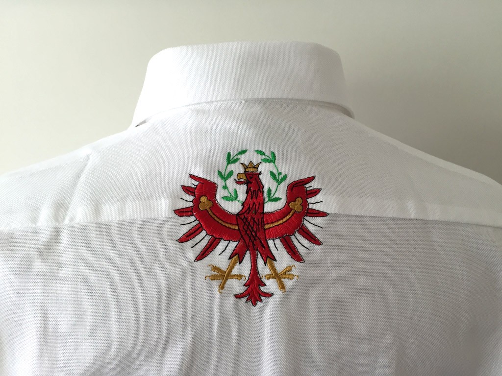 Astri - Vereinsbekleidung